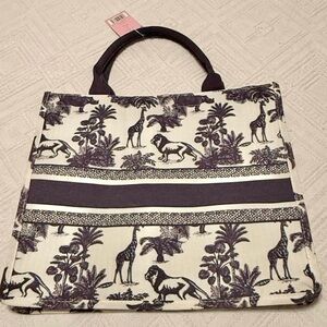 Tote bag - Fleur & Fig - safari animals. New! Perfect condition 16W × 13.5H